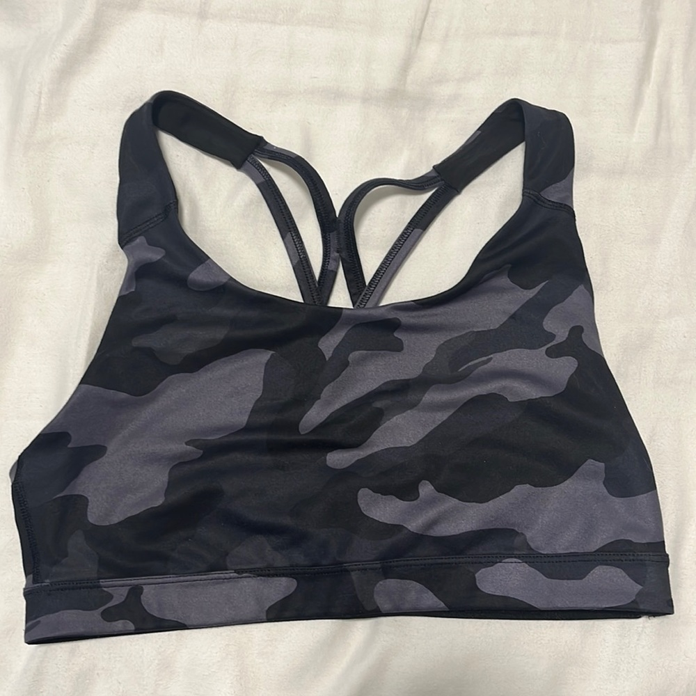 NWOT Camo Strappy Sports Bra